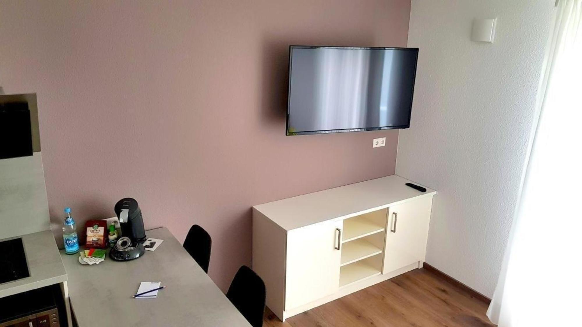 Wohnung In ネッカーヴェストハイム エクステリア 写真